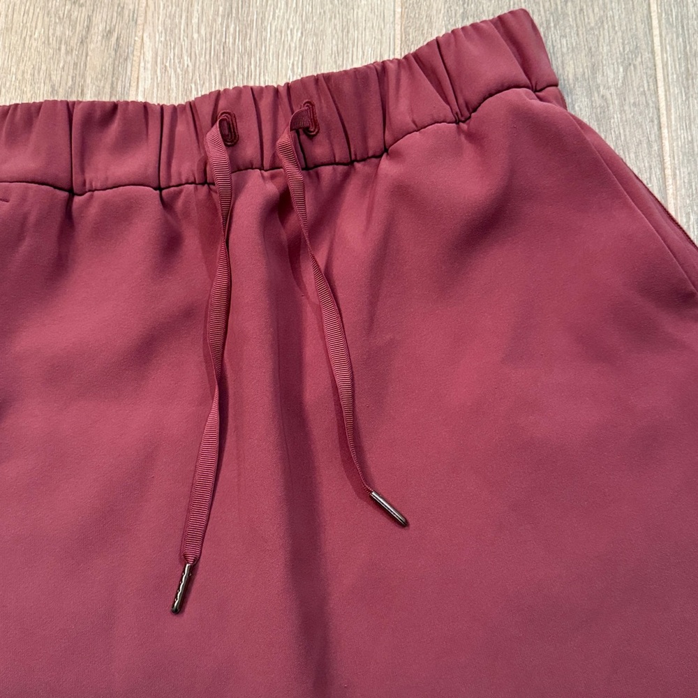 Lululemon On The Fly Skirt - Picture 3 of 9